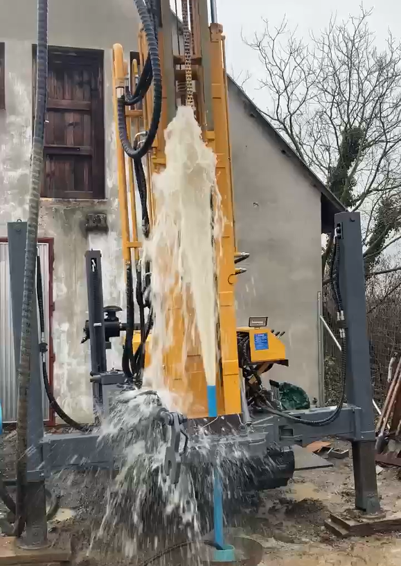 HY150S small water well drilling rig with water output after drilling