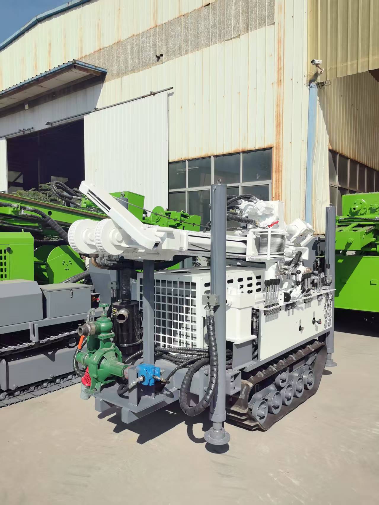 Industrial crawler water well borehole drilling equipment HY180S
