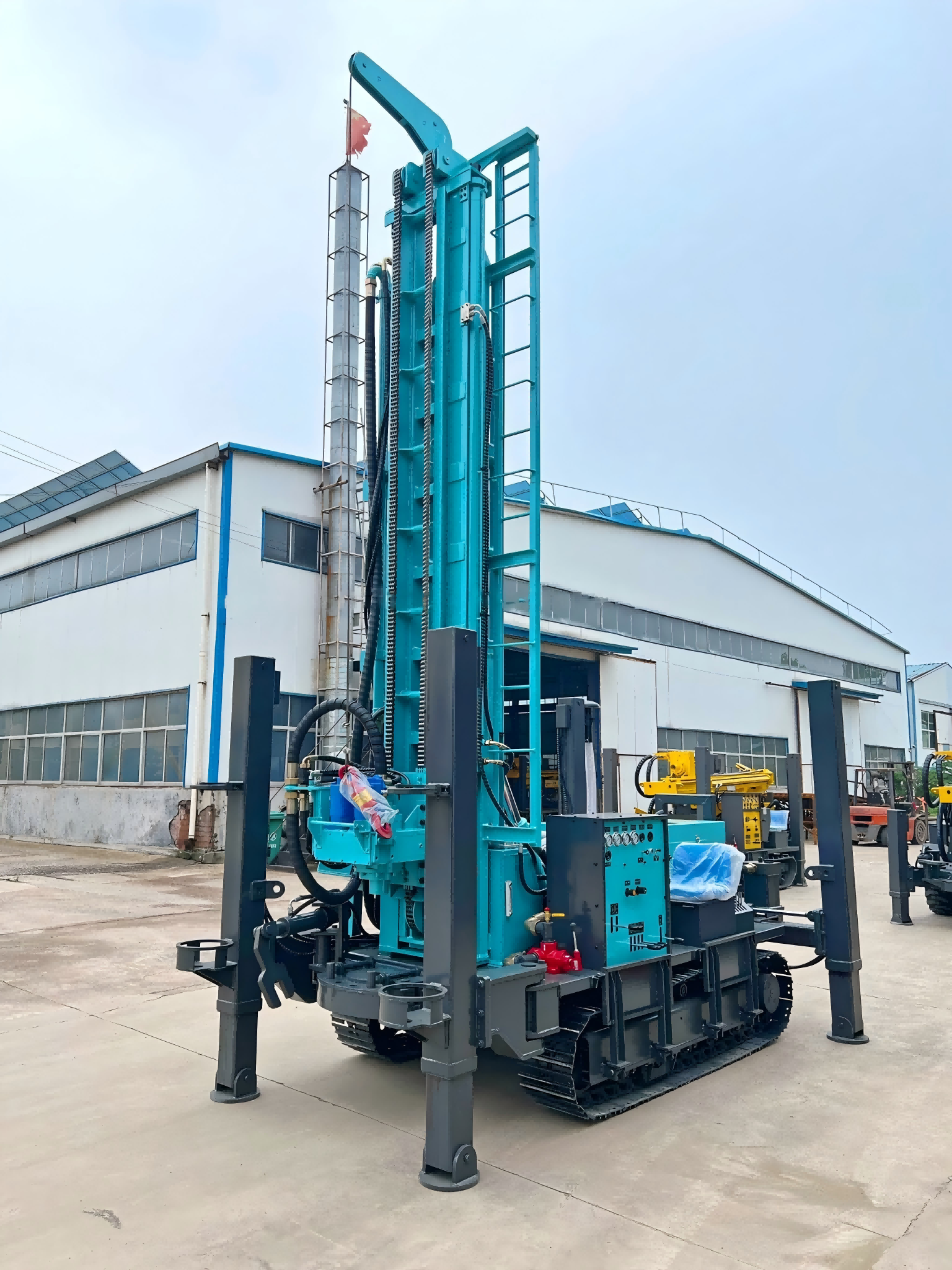 HY450 Crawler Hydraulic Well Drilling Rig for deep water well drilling projects